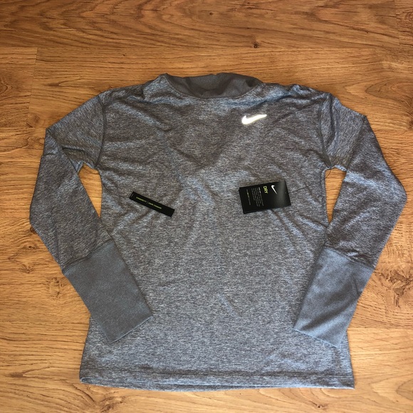 ~SOLD~ Nike Element Running Hoodie, Gunsmoke
Sz M - Picture 1 of 8
